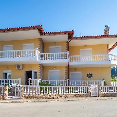 Family House Nikos Apartment ซีเกีย ภายนอก รูปภาพ