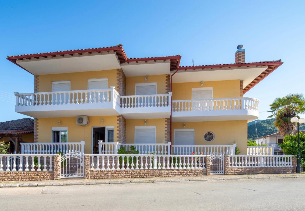 Family House Nikos Apartment ซีเกีย ภายนอก รูปภาพ
