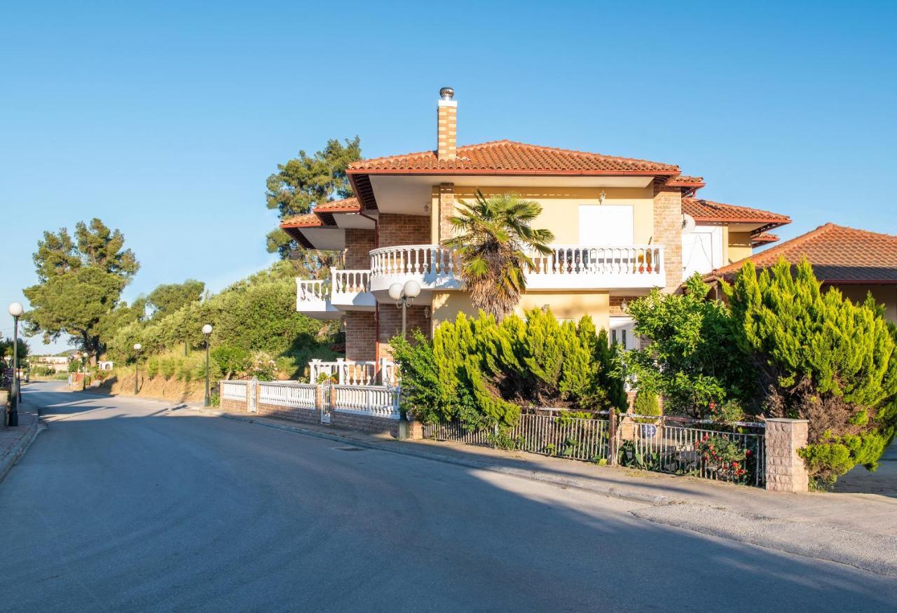 Family House Nikos Apartment ซีเกีย ภายนอก รูปภาพ
